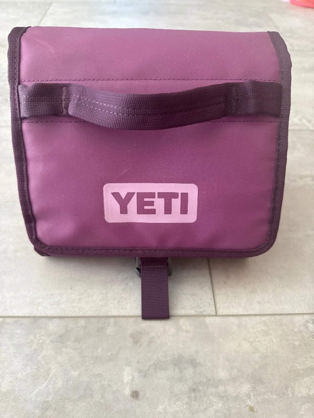 Yeti cooler - Picture 1 of 4